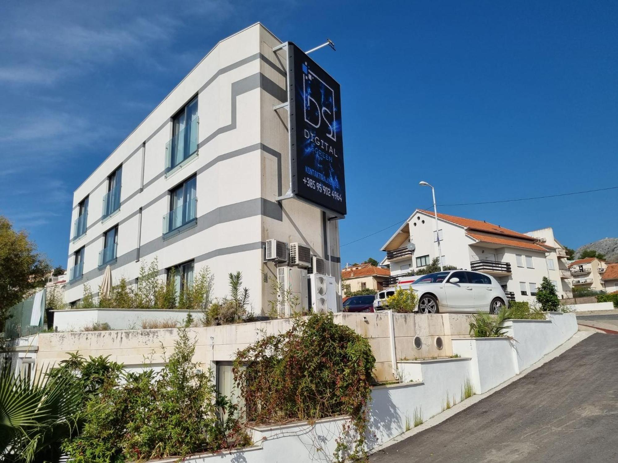 Hotel Jona 포드스트라나 외부 사진